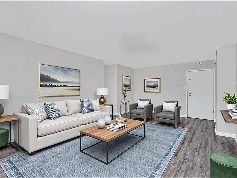 The Warwick Apartments — Photo 9
