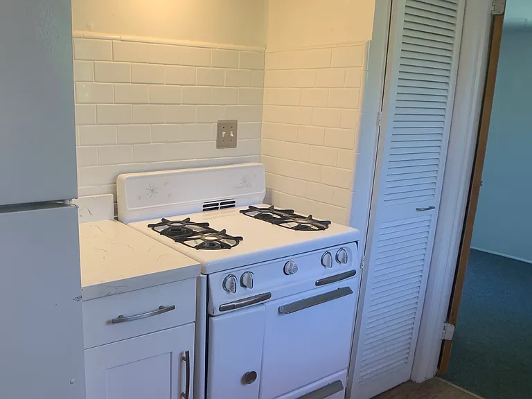 1155 Francisco St #A — Photo 10