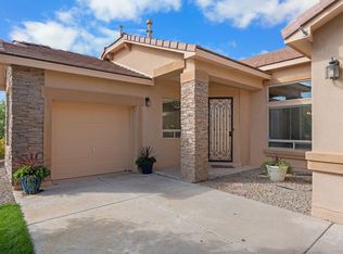 1011 Desert Broom Rd, Rio Rancho, NM 87144