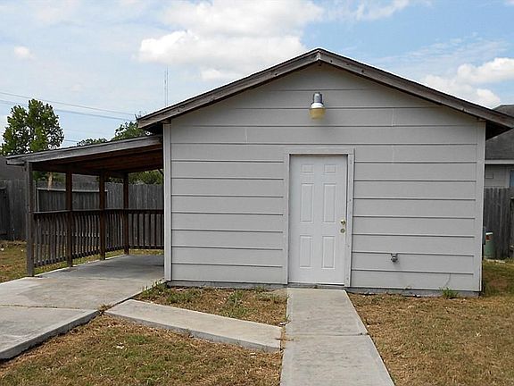 5th image of 15715 Briargate Ct