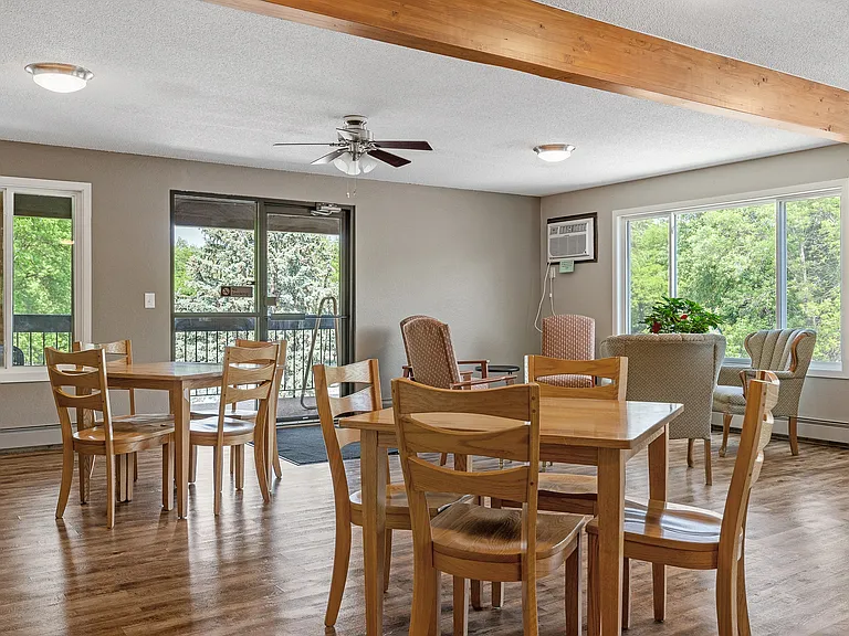 Golden Meadows Apartments — Photo 19