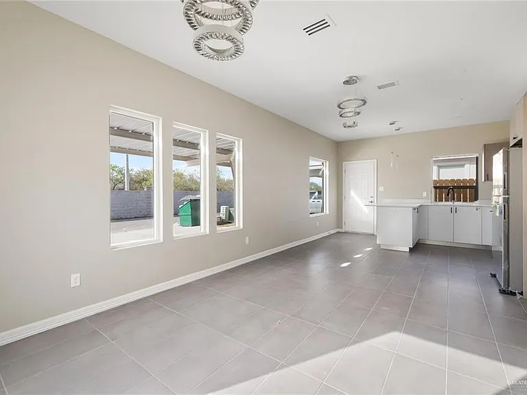 3504 Frio Ave #1 — Photo 5