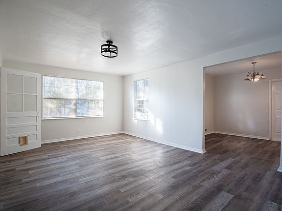 5th image of 1262 Lakeview Dr