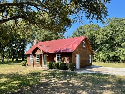 1303 E Cheadle Rd, Tishomingo, OK, 73460