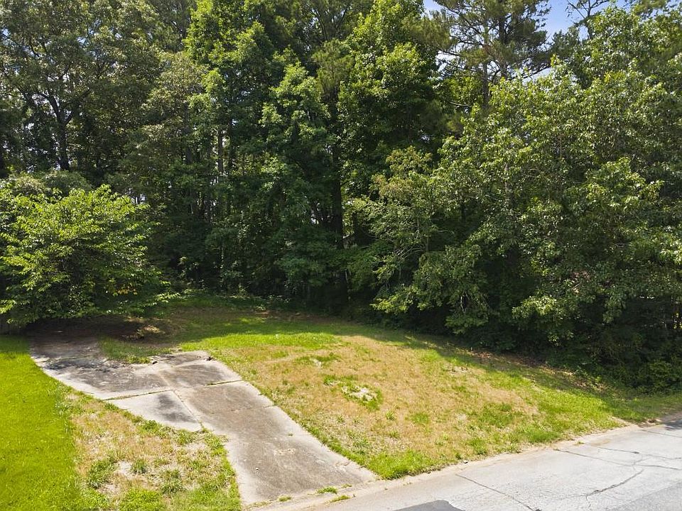 1st image of 1796 Hunting Creek Ln SE #7