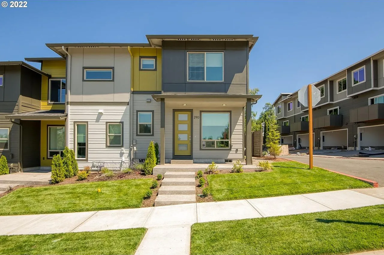 2 bed, 2.5 bath, 1200 sqft, $2,400 — Photo 1
