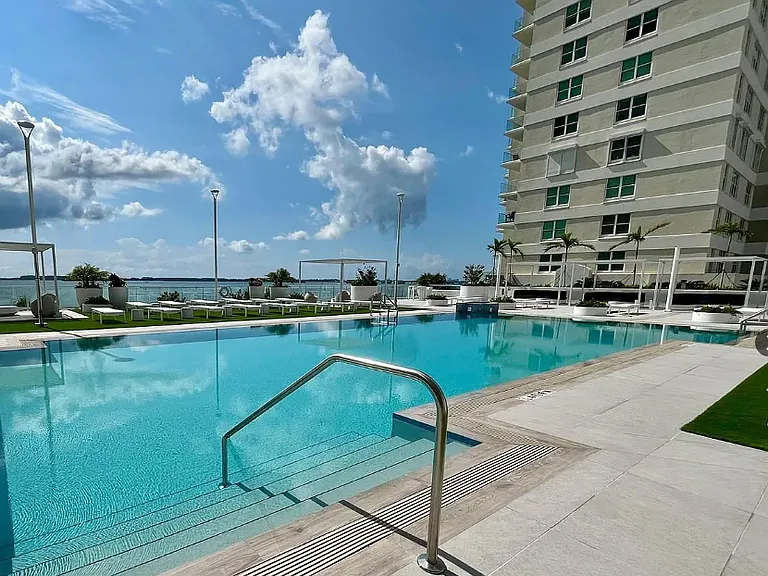 770 Claughton Island Dr #18 — Photo 23