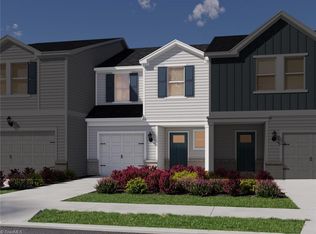 1045 Winding Spring Dr, Mebane, NC 27302