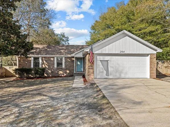 204 Southview Dr, Crestview, FL 32536