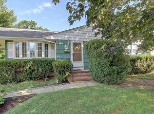46 Lake Ave, Eatontown, NJ 07724