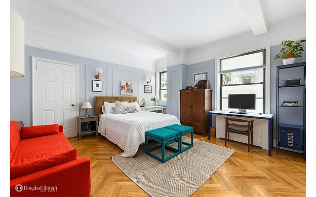 Sold by Douglas Elliman | media 5