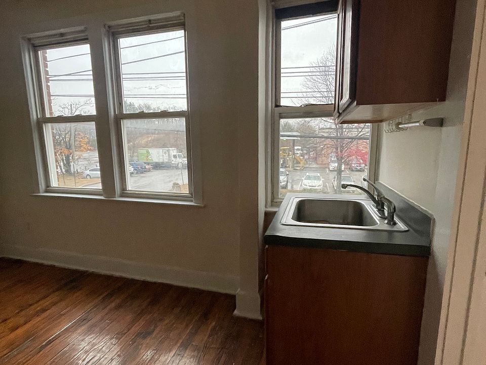 2nd image of 28 Lakeside Ave #2F