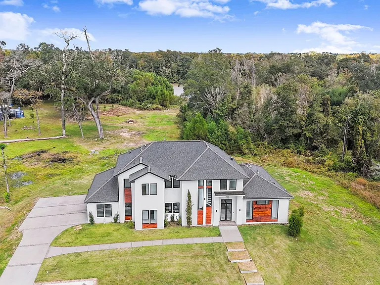 9825 Fawn View Dr — Photo 46