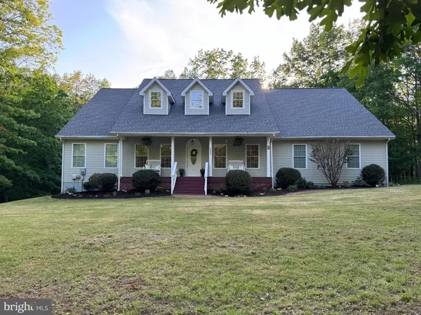 1803 Shenandoah Crossing Dr, Gordonsville, VA 22942