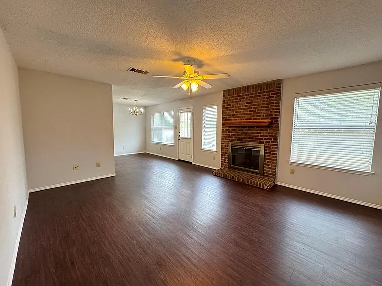 14009 Maricella Ln — Photo 6
