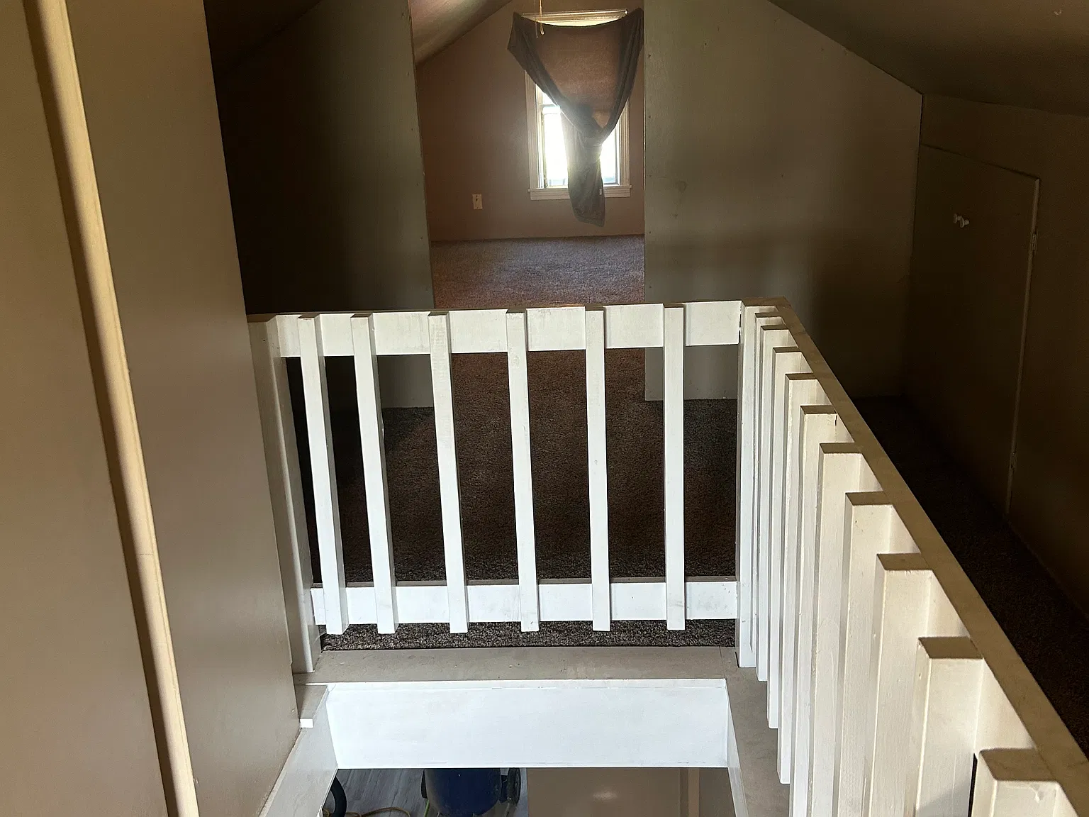 705 S Hawthorne Ave — Photo 1
