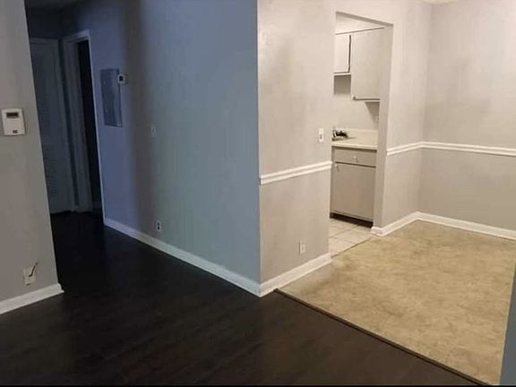 3rd image of 270 Tampa Dr APT D12