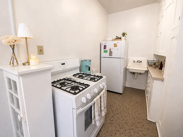 3129 Aldrich Ave S #6 — Photo 5
