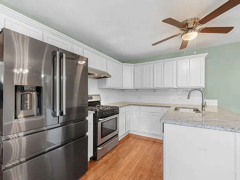 111 E Magnolia St — Photo 10
