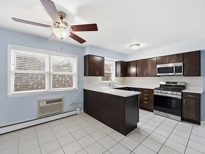 5979 N Northwest Hwy APT 103, Chicago, IL, 60631