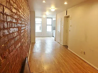 Rented by Best Apartments North Inc