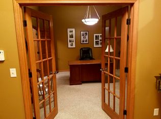 15831 Wilderness Creek Ct, Leo, IN 46765