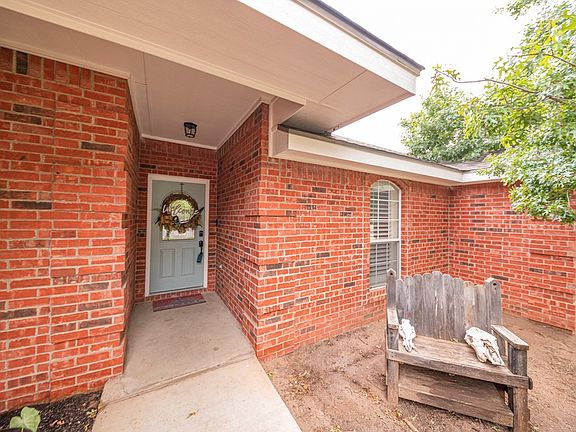 2nd image of 3306 Claremont Dr