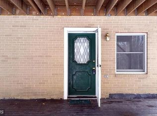 6062 Sugarstone Ct, Mc Lean, VA 22101