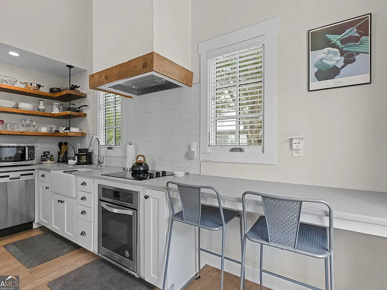 147 Central Ave — Photo 14
