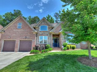 7904 Sardis Creek Ln, Charlotte, NC 28270