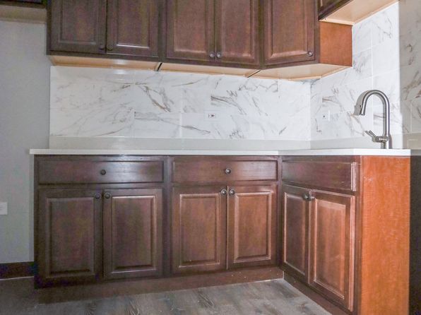 6956 N Ashland Blvd APT 107