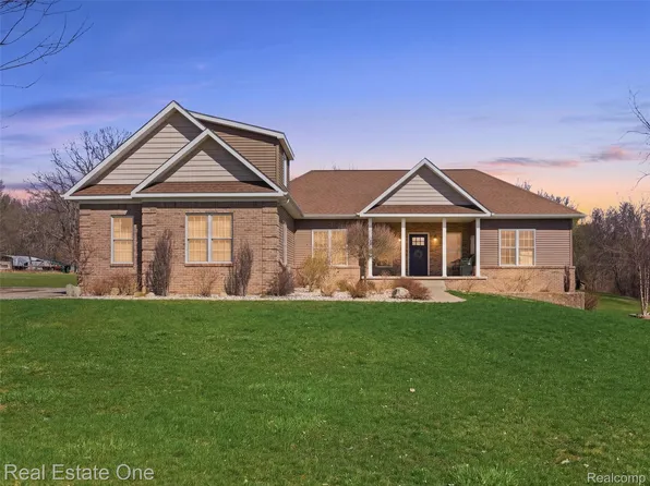 2385 S Sashabaw Rd, Ortonville, MI 48462