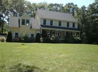 10 Turner Rd, Wrentham, MA 02093