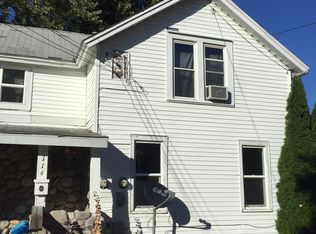 114 W Liberty St, Belding, MI 48809