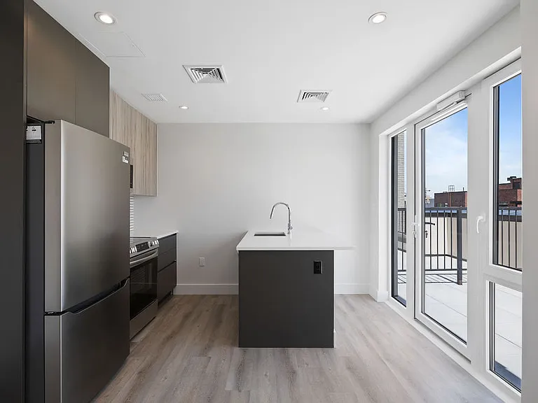 2605 Snyder Ave #7K — Photo 10