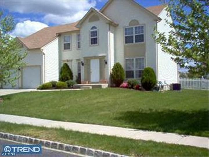 1st image of 42 Goldspire Ln