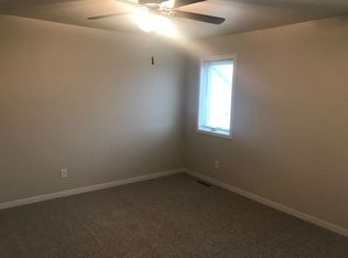 920 Albert Dr W, West Fargo, ND 58078