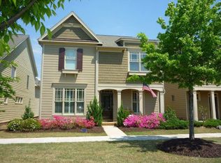 327 Myrtle Trace Ln, Suwanee, GA 30024