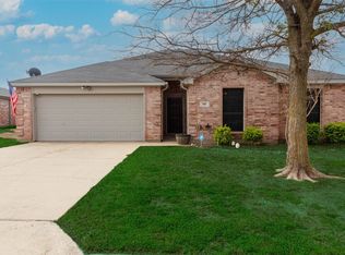 507 Meadowview St, Farmersville, TX 75442