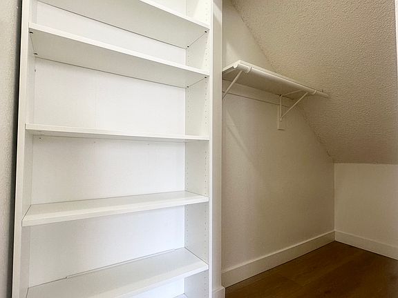 5th image of 328 E Providencia Ave #105F