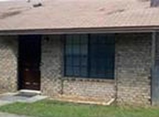 3864 Oakus Dr APT B, Milton, FL 32583