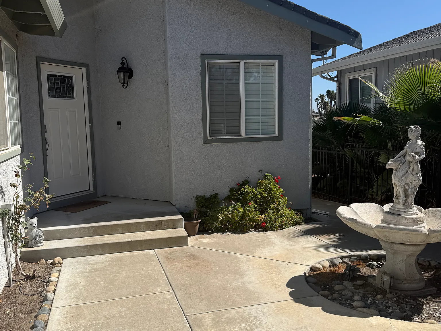 3 bed, 1660 sqft, $3,500 — Photo 2