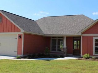 22 W Sycamore, Sumrall, MS 39482
