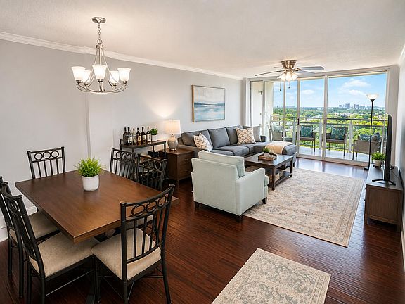 5th image of 1131 Stringers Ridge Rd APT 6B