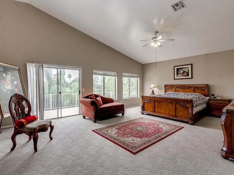 1894 W Aspen Ave — Photo 7