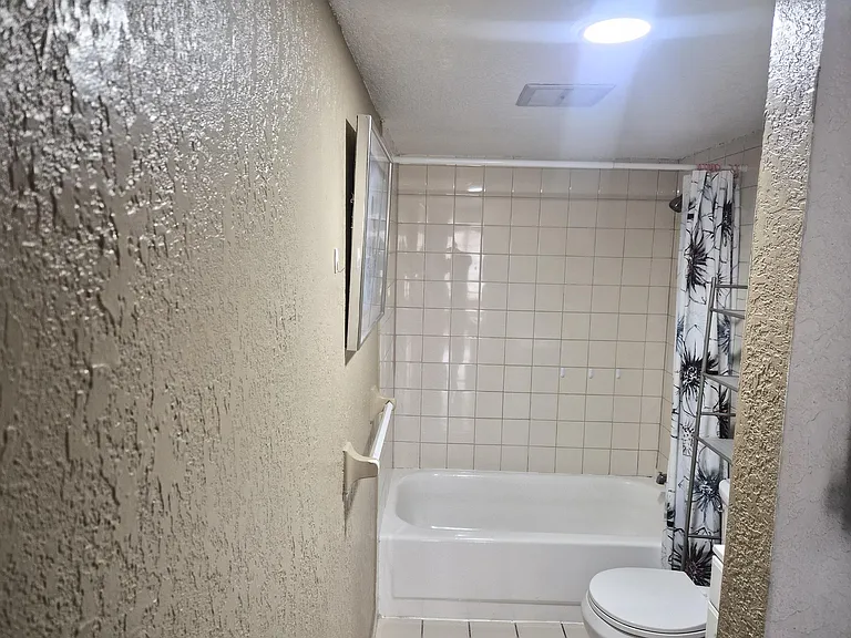 4166 Inverrary Dr #403 — Photo 20