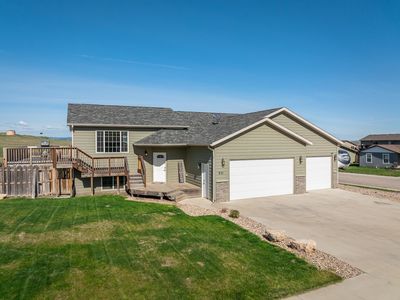 831 Lone Soldier Rd, Box Elder, SD, 57719
