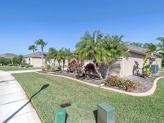 3rd image of 631 Marisol Dr