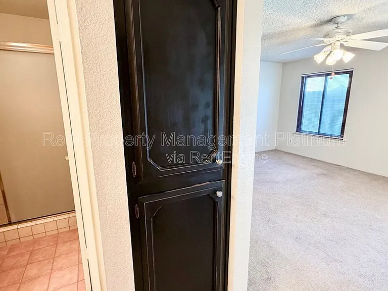 3305 E Palo Alto Ave — Photo 17
