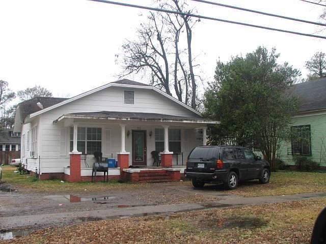 2nd image of 327 S Poplar St